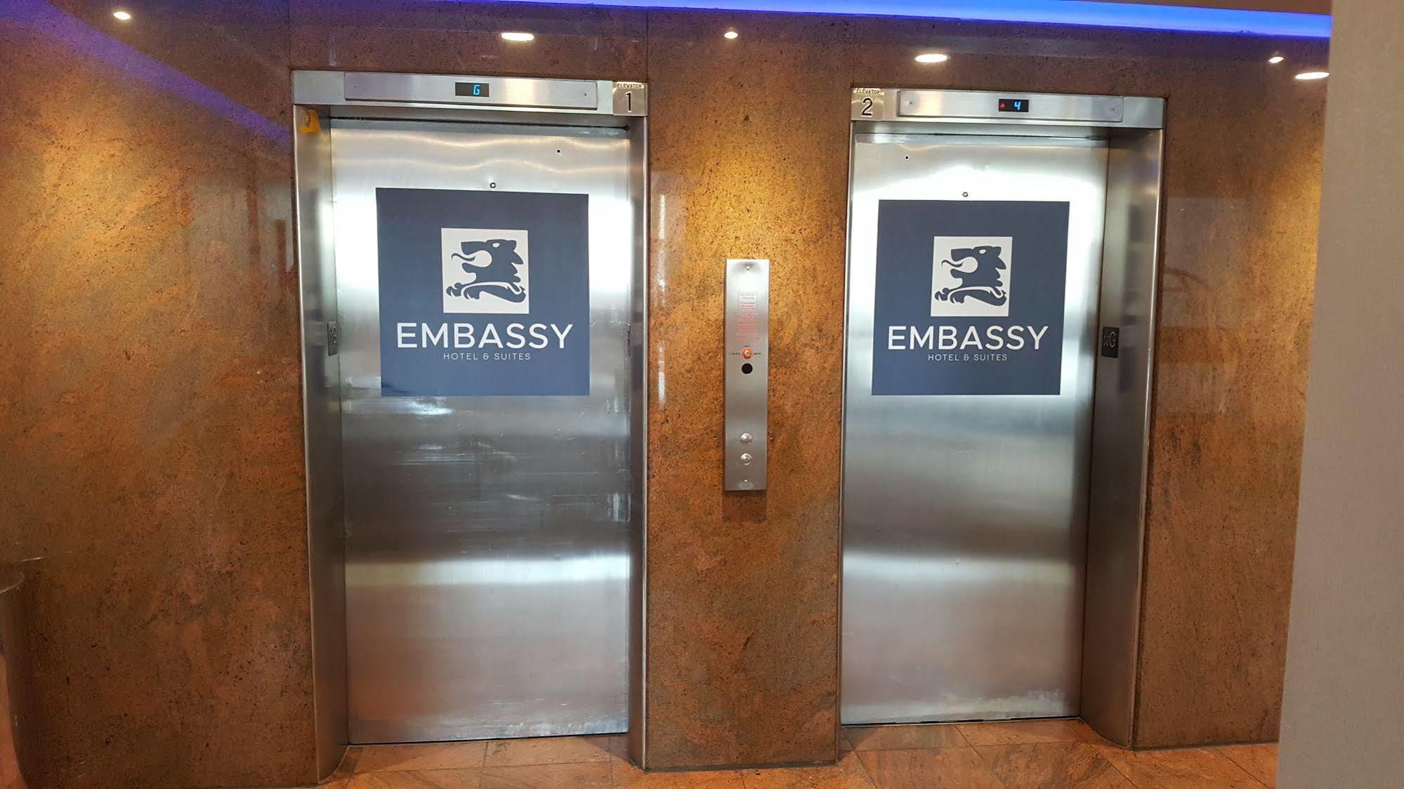 Ottawa Embassy Hotel & Suites Εξωτερικό φωτογραφία